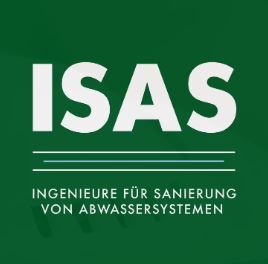 Logo der Firma ISAS mit dem Schriftzug „Ingenieure für Sanierung von Abwassersystemen“ auf grünem Hintergrund.