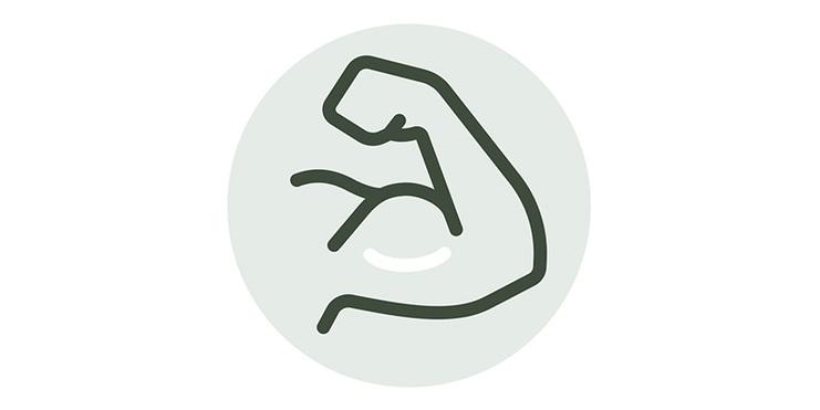 Symbol einer muskulösen Hand, die einen Bizeps zeigt, auf einem runden, hellen Hintergrund.