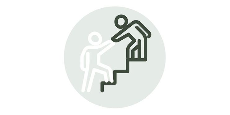 Zwei stilisierte Figuren helfen sich gegenseitig beim Treppensteigen in einer kreisförmigen Grafik.